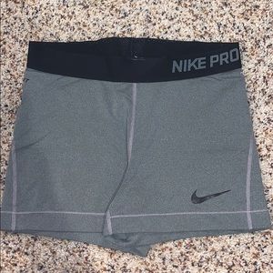 Women’s grey like new dri fit spandex M